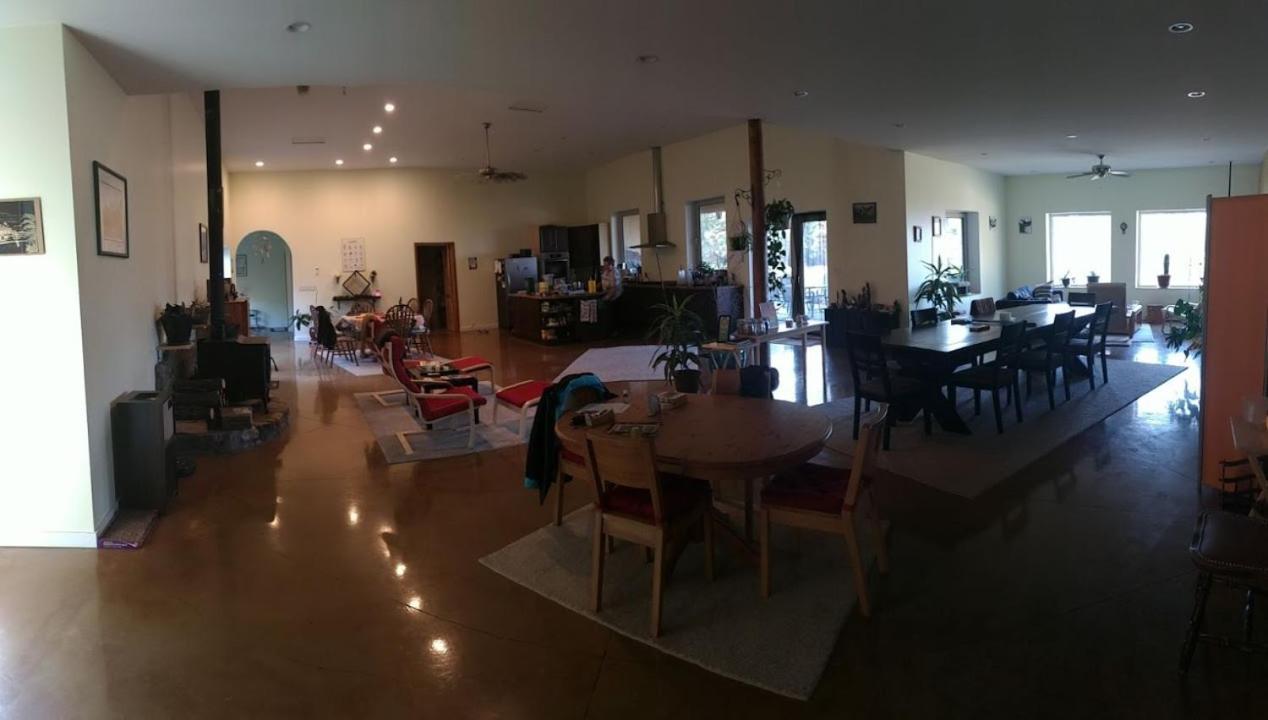 Baergnaescht B&B Osoyoos Exterior foto